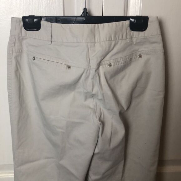 Ann Taylor Loft Stretch Khaki Pants Size 6 - Picture 2 of 4